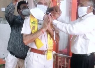 विफा जोन-11 द्वारा भीमराव अम्बेडकर जन्मोत्सव के पर्व पर मास्क वितरण।
