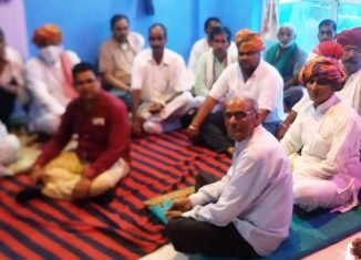 विप्र फाउंडेशन टोडाभीम की सामाजिक चर्चा के लिए बैठक।
