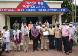 विप्र फ़ाउन्डेशन भुवनेश्वर इकाई ने किया कोरोना योद्धाओं का सम्मान।