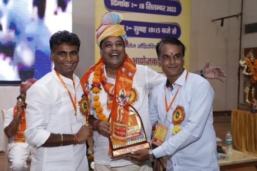 जोधपुर में विप्र फाउंडेशन द्वारा ब्राह्मण समाज की प्रतिभाओं का सम्मान