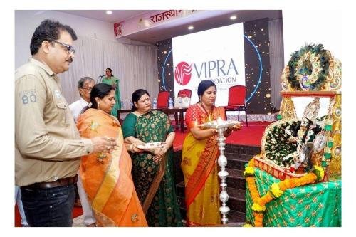 नागपुर विप्र फाउंडेशन द्वारा महिला स्वावलबन के लिए कार्यशाला