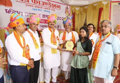 विप्र फाउंडेशन मदुराई चेप्टर द्वारा प्रतिभा समान कार्यक्रम।