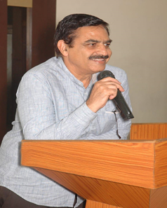 श्री गिरीश जोशी