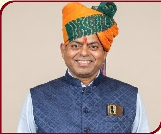 श्री दिनेश दवे
